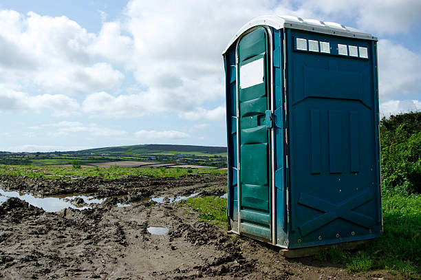 Best VIP or Luxury Restroom Trailers  in Lakehills, TX
